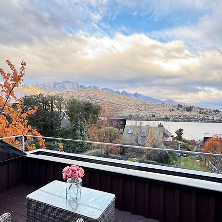 4 Bedroom Home, Unlimited Wifi, Fantastic Lake Views With Private Balcony Queenstown Exterior foto